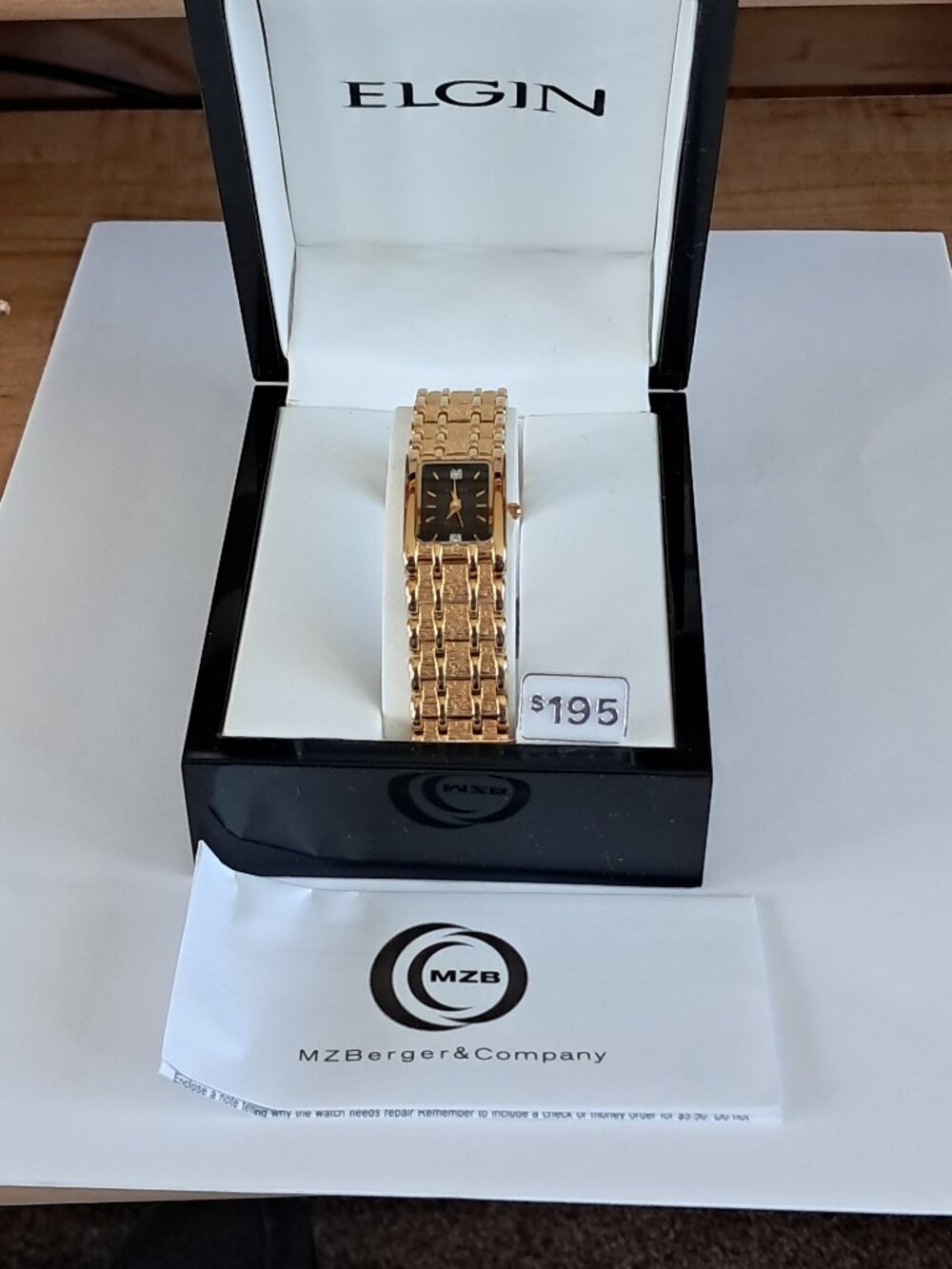Vintage Ladies Elgin Diamond Quartz Gold Tone Rectangular Bracelet Watch New